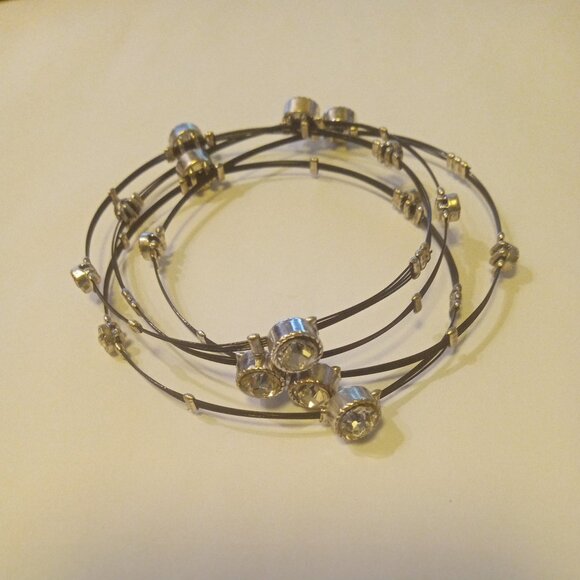 Black  Sliver Crystal Wired Bracelet Set Of Four Brand New - Picture 1 of 4